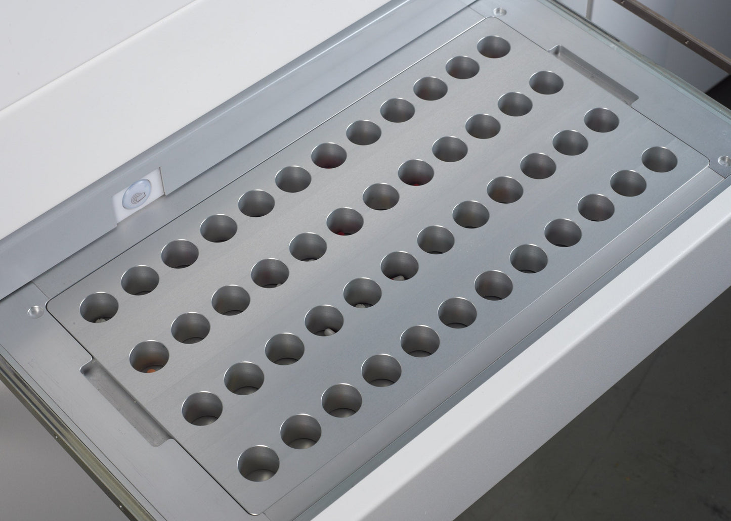 BD Rowa™ Dose Tray Unit